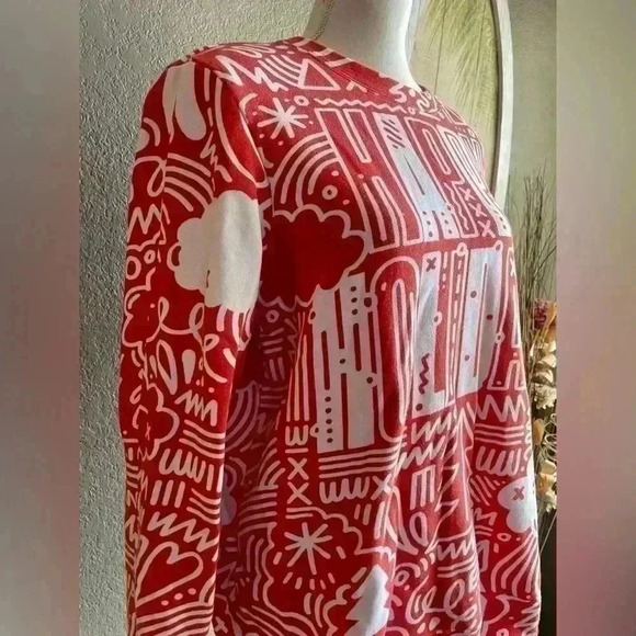 Print All Over Me Holiday Shirt Size M - Picture 5 of 7